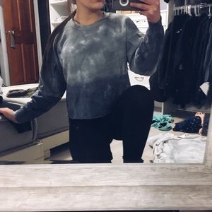 CROPPED LONG SLEEVE TIE DYE LONG SLEEVE